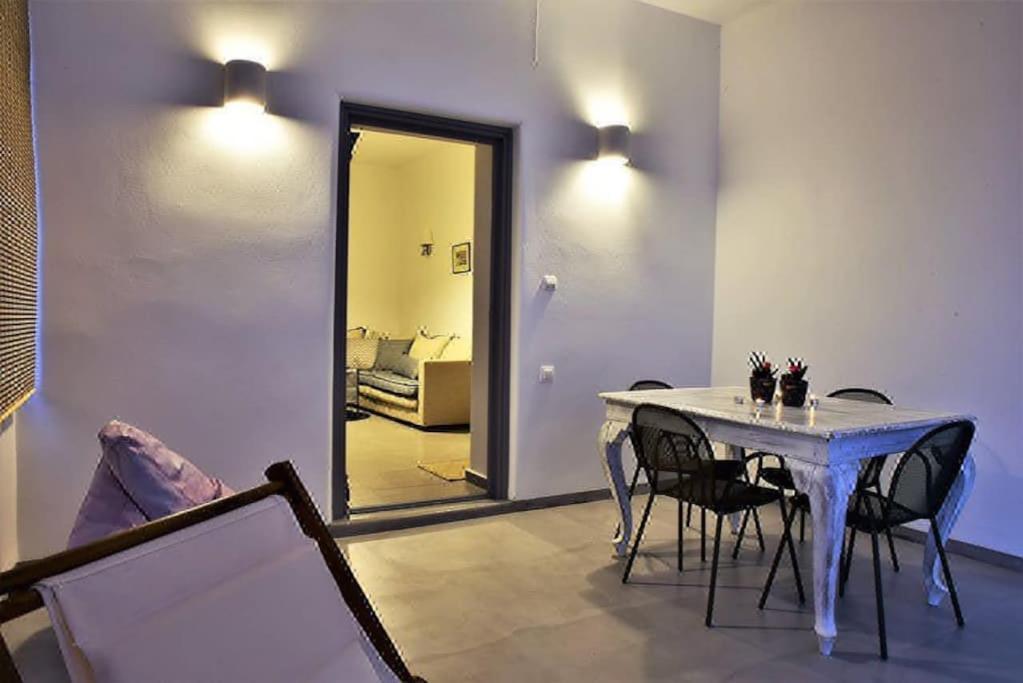 Mare Bay Apartment Adamantas  Exterior photo