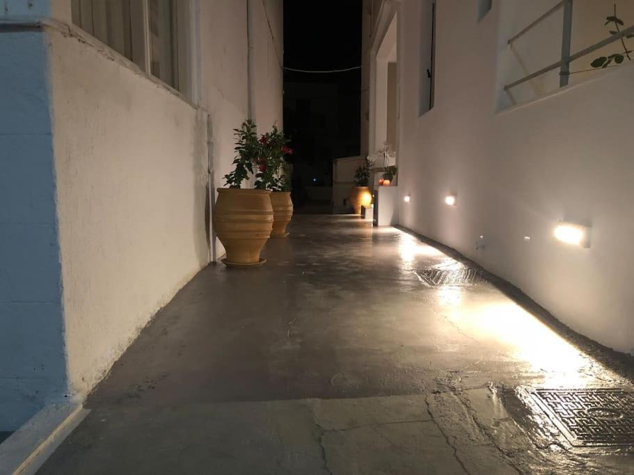 Mare Bay Apartment Adamantas  Exterior photo